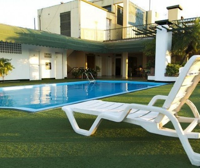 hotel-cecilia-piscina